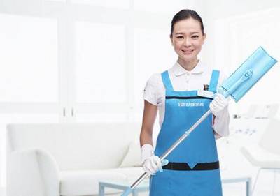 人人都會(huì)老,了解一下家政行業(yè)--下一個(gè)朝陽產(chǎn)業(yè)